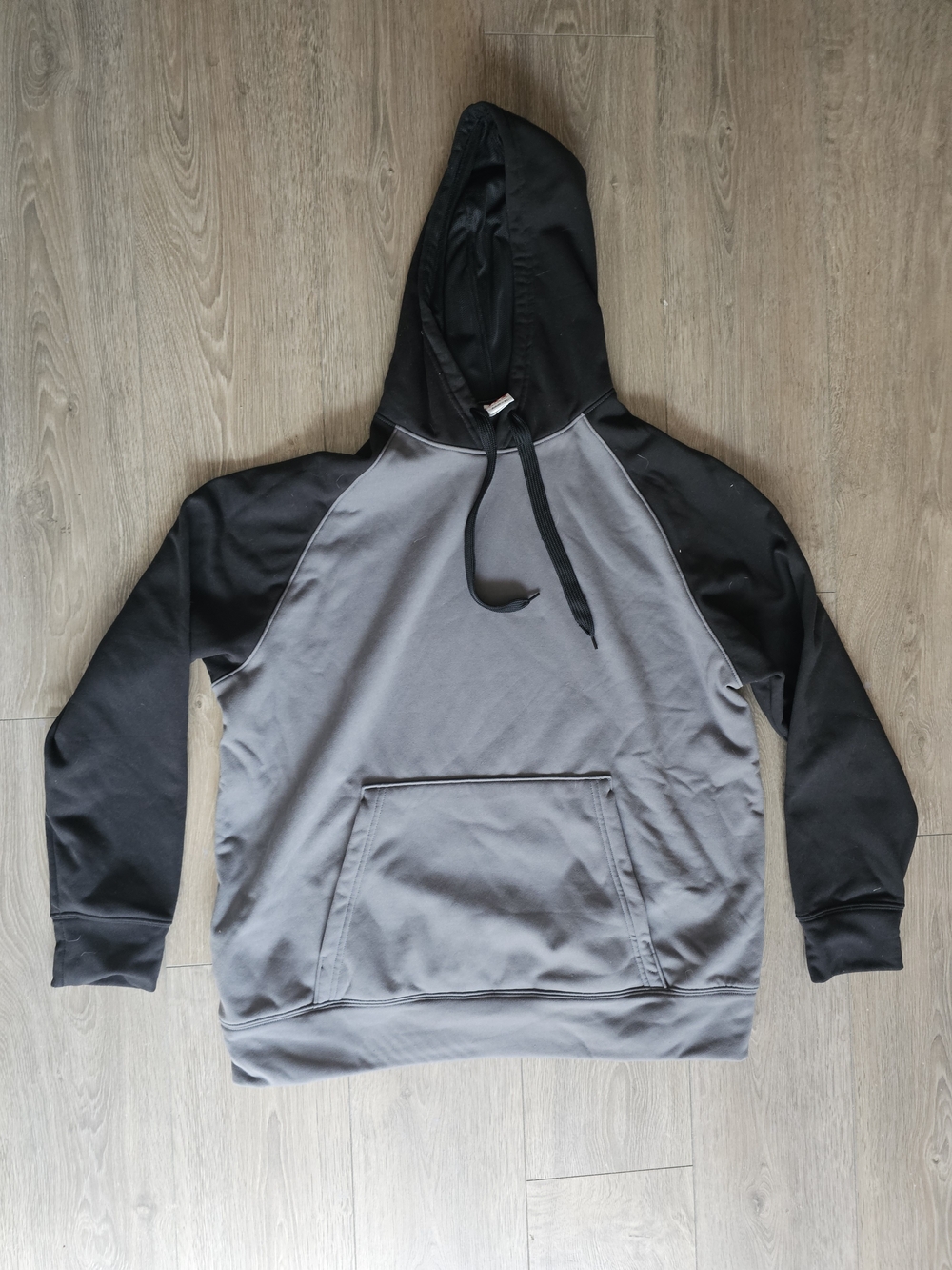 Men's Two-Tone Hooded Pullover Sweatshirt, Gray and Black NWOT
